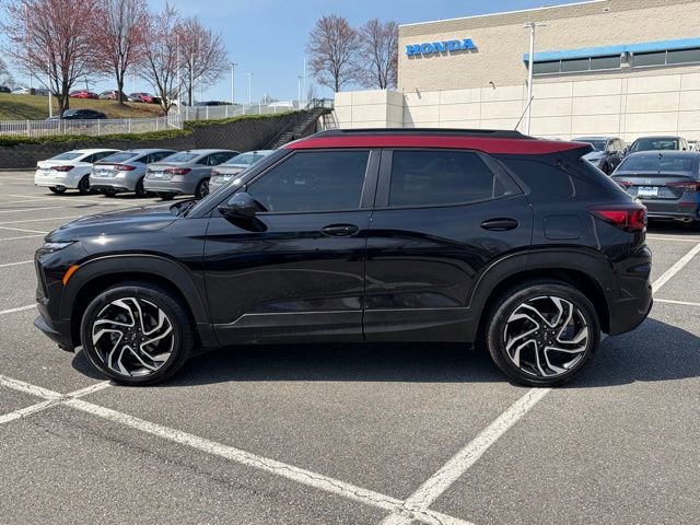 Used 2025 Chevrolet TrailBlazer RS w/ Convenience Package AWD/4WD image 4