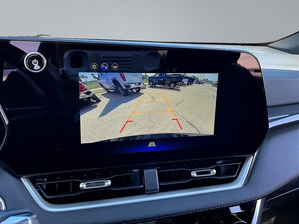Used 2026 Chevrolet Equinox LT AWD/4WD image 15