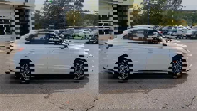 Used 2023 Hyundai Sonata SEL image 9