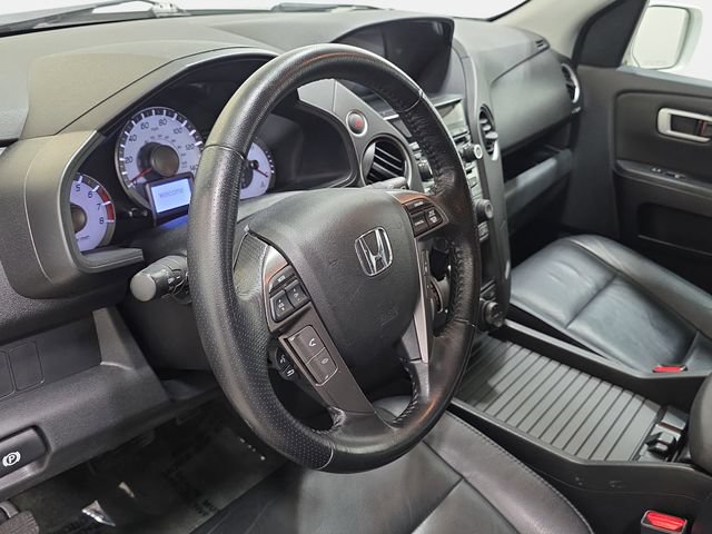 Used 2015 Honda Pilot Touring image 14