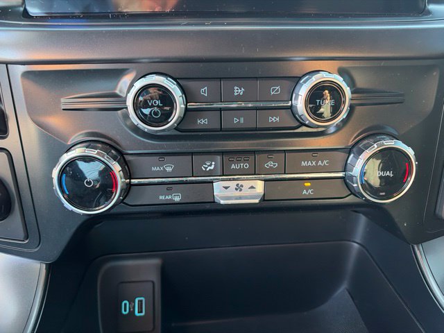 Used 2024 Ford F150 XLT w/ XLT Black Appearance Package RWD image 30