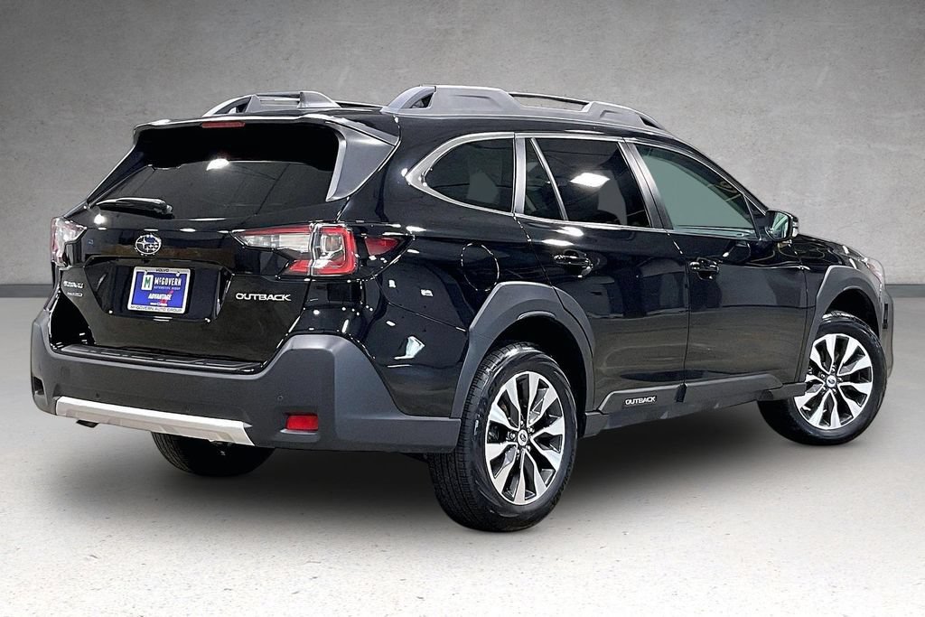 Used 2025 Subaru Outback Limited w/ Tech Package 3 AWD/4WD image 7