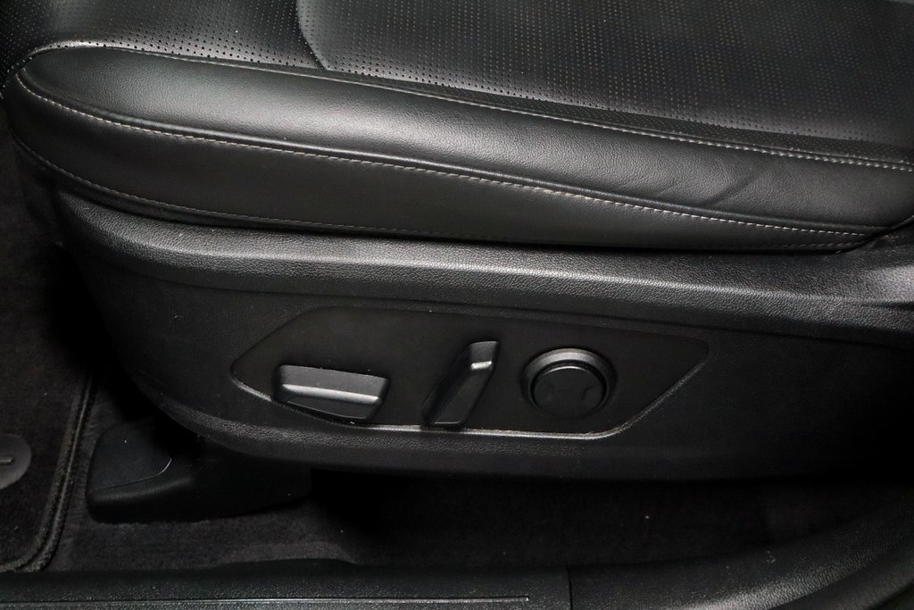 Used 2025 Kia Sorento SX image 26