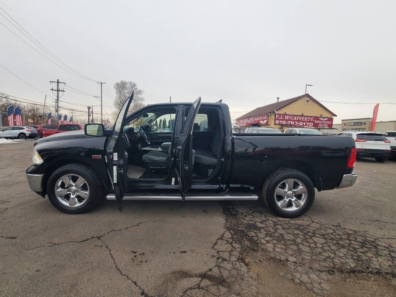Used 2014 RAM 1500 Big Horn image 9