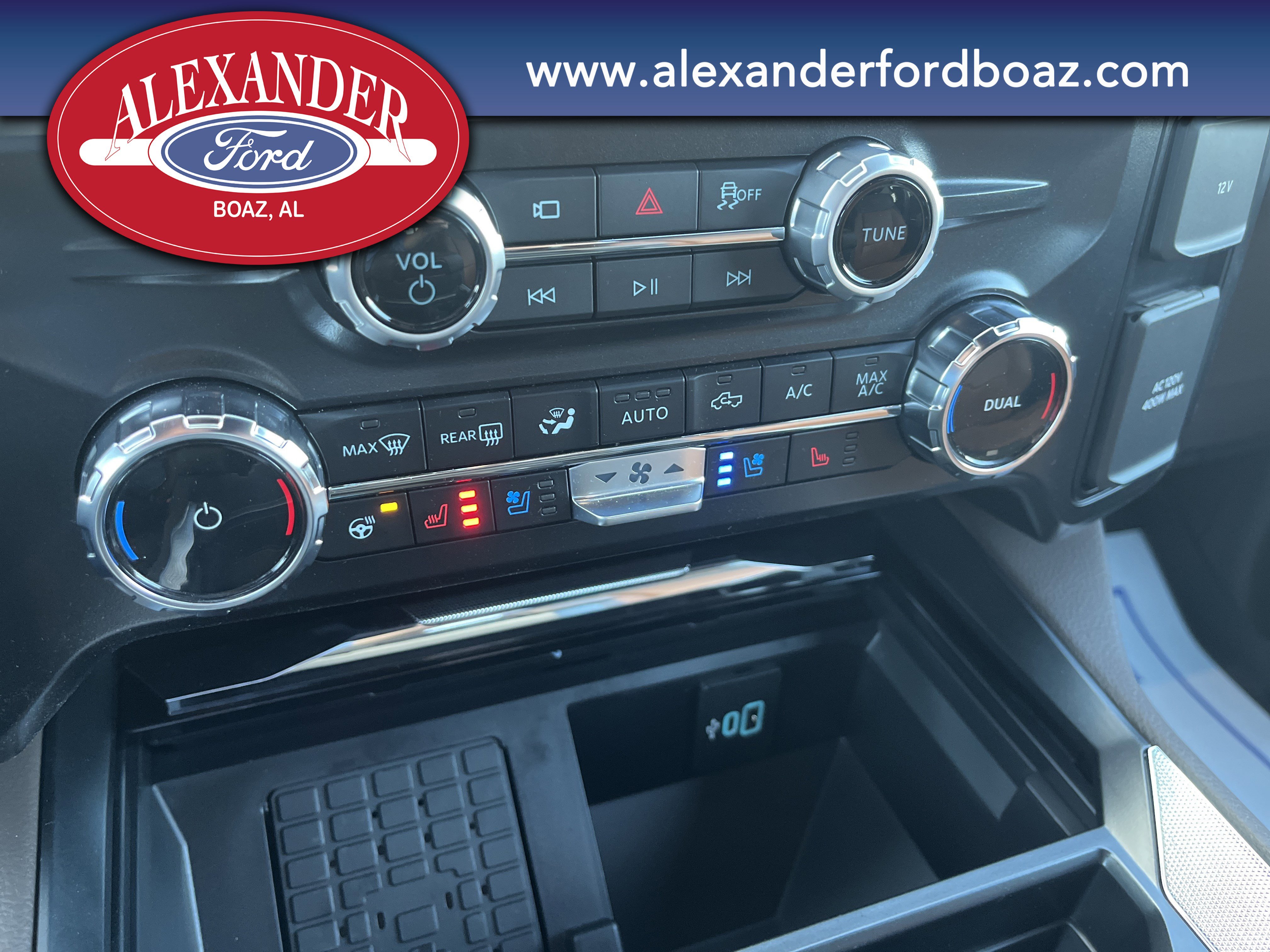 New 2026 Ford F250 King Ranch image 28