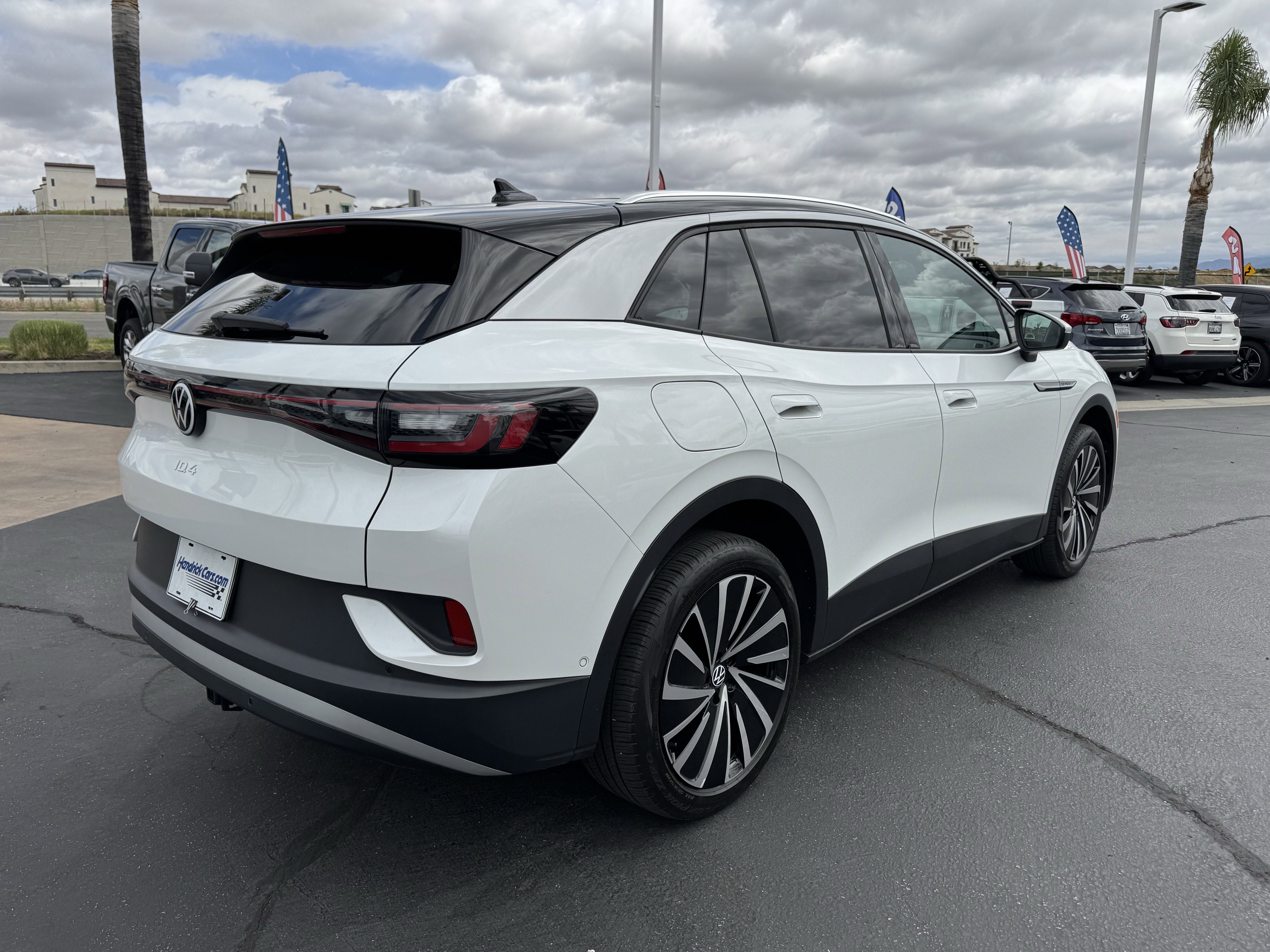 Certified 2023 Volkswagen ID.4 Pro S Plus AWD/4WD image 10