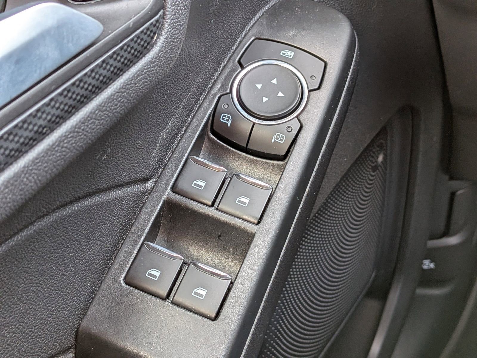 Certified 2025 Ford Escape ST-Line w/ Equipment Group 301A image 24