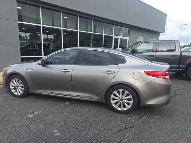 Used 2018 Kia Optima EX FWD image 9