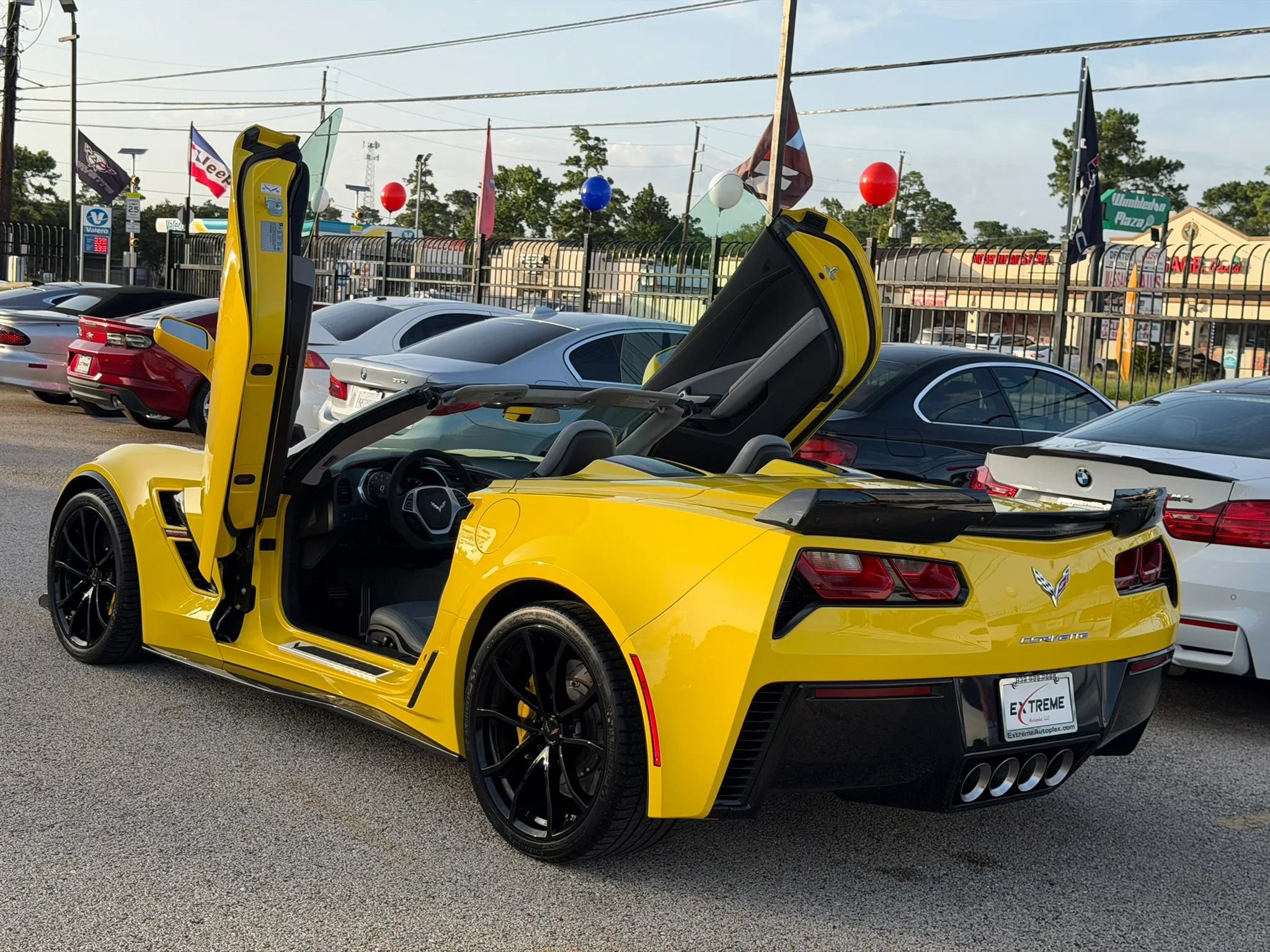 Used 2018 Chevrolet Corvette Grand Sport RWD image 8
