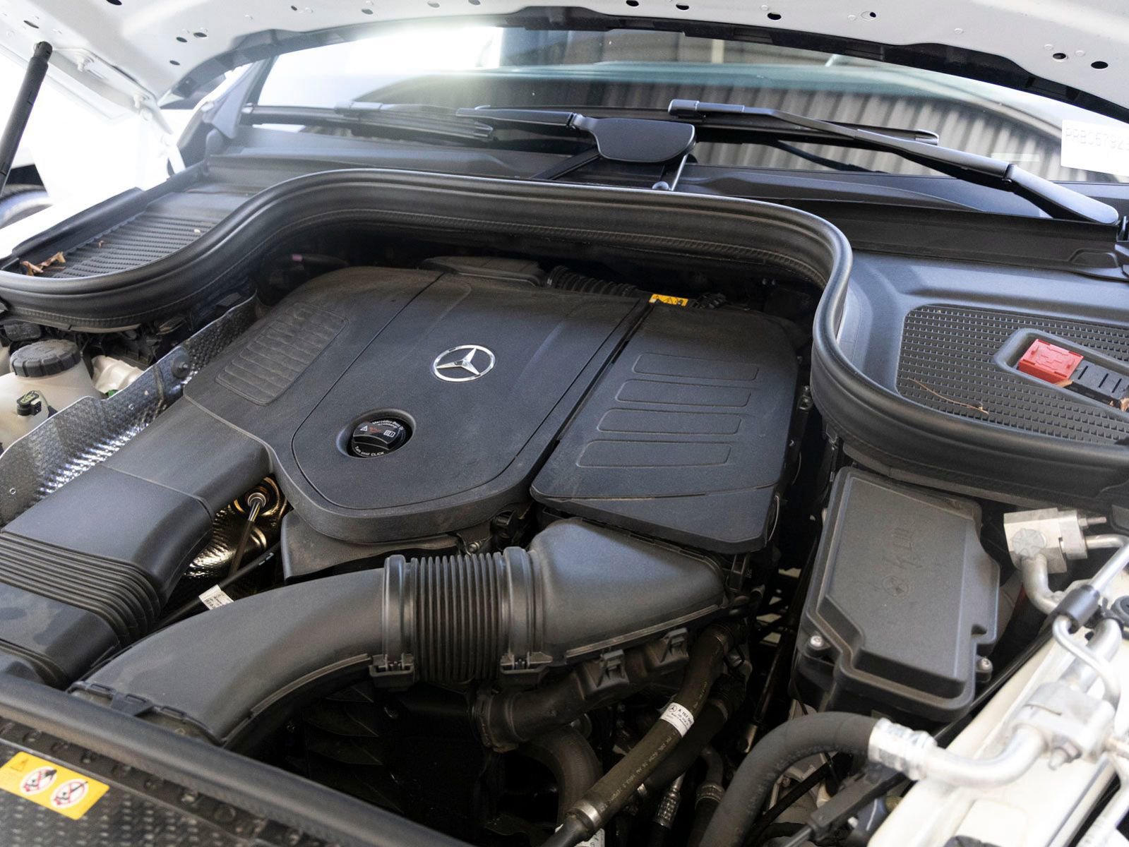 Used 2024 Mercedes-Benz GLE 350 4MATIC image 30