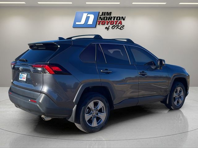 Used 2022 Toyota RAV4 XLE image 5