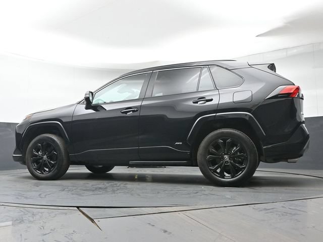 Certified 2024 Toyota RAV4 SE w/ Convenience Package AWD/4WD image 32