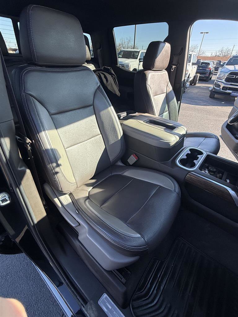 Used 2020 GMC Sierra 1500 Elevation w/ Elevation Value Package image 13