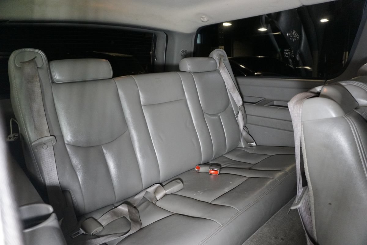 Used 2006 GMC Yukon XL SLT w/ SLT Preferred Equipment Group AWD/4WD image 23
