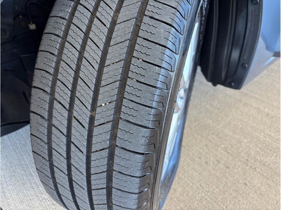 Used 2016 MAZDA MAZDA3 i Touring image 28