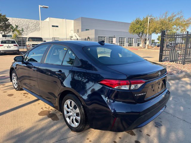 Used 2021 Toyota Corolla LE FWD image 7