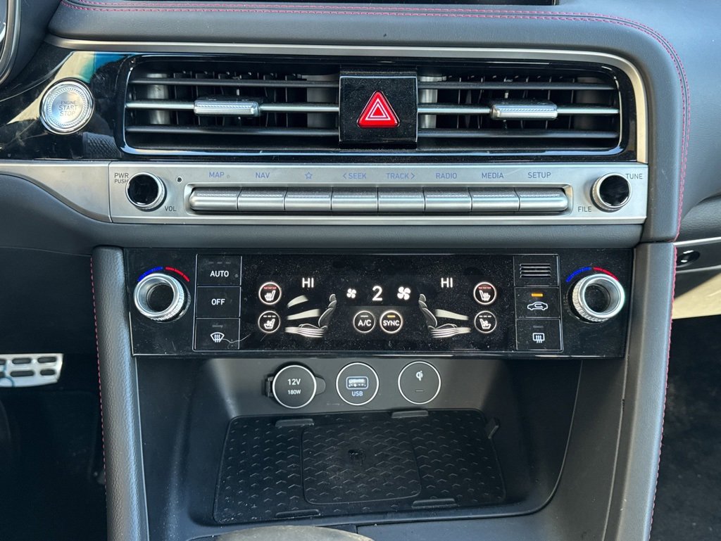 Used 2025 Genesis G70 2.5T w/ Sport Prestige Package image 9