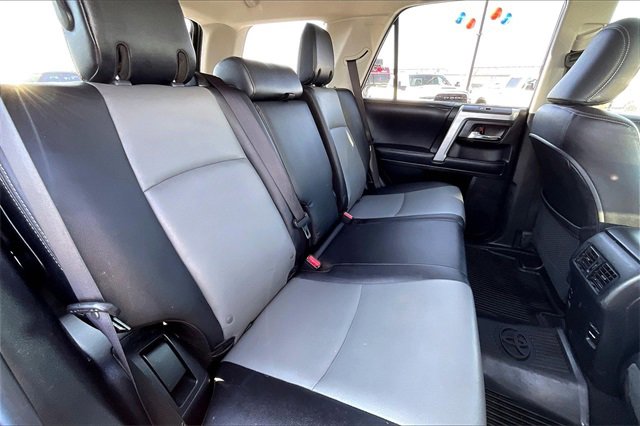 Used 2018 Toyota 4Runner SR5 Premium image 29