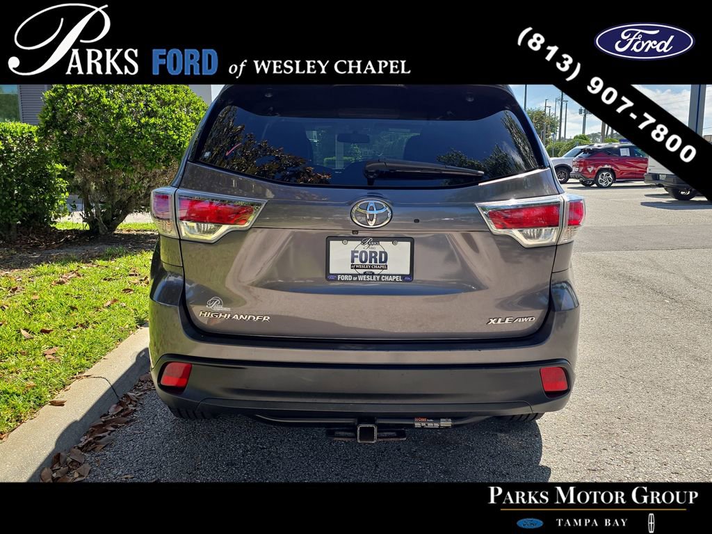 Used 2016 Toyota Highlander XLE AWD/4WD image 5