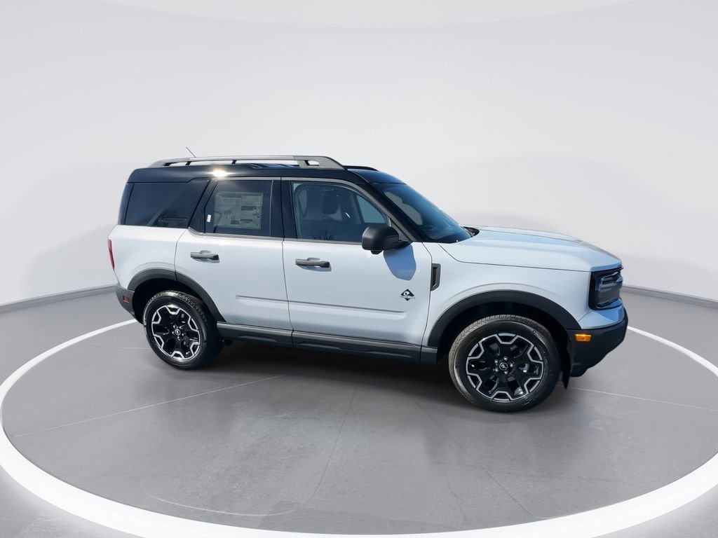 New 2026 Ford Bronco Sport Outer Banks w/ Outer Banks Tech Package+ AWD/4WD image 2