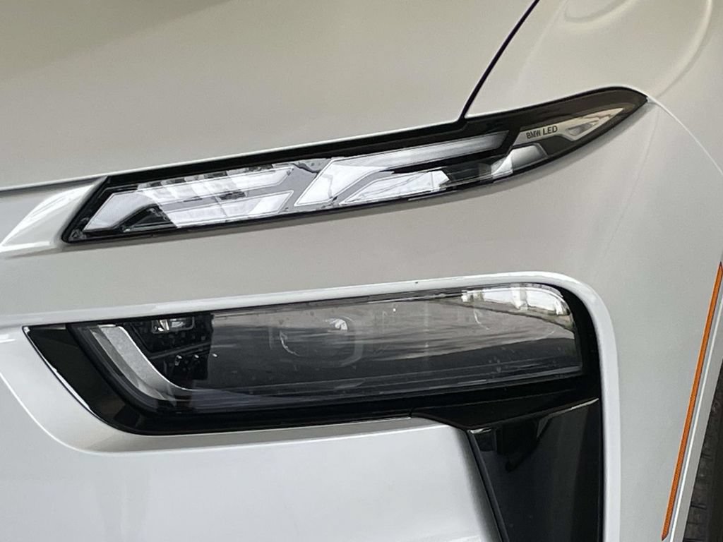 New 2027 BMW X7 M60i AWD/4WD image 9