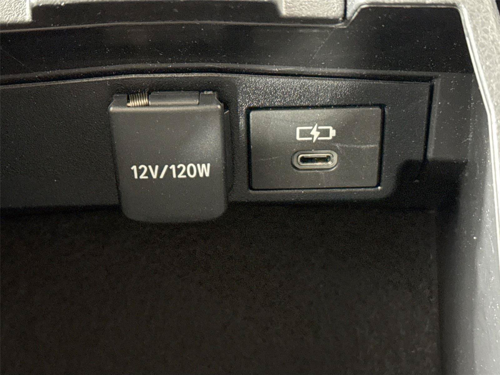 Certified 2024 Toyota Corolla Cross LE FWD image 32