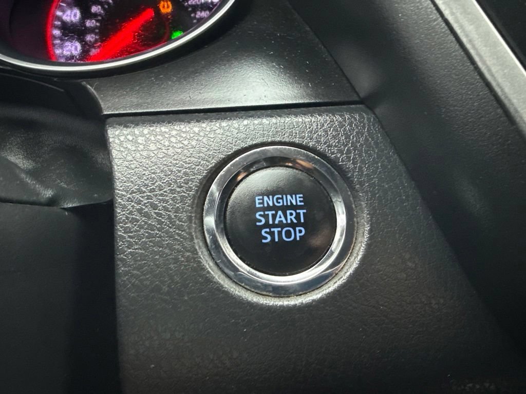 Used 2019 Toyota Camry XSE FWD image 24