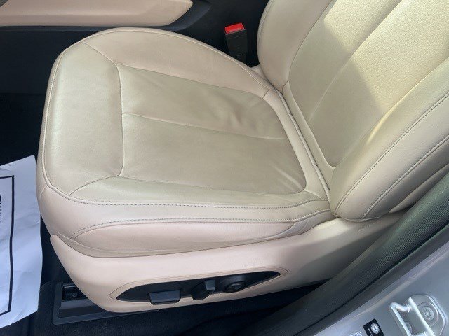 Certified 2022 Jeep Grand Cherokee Limited image 11