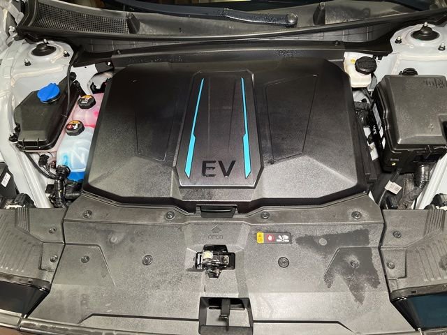 Used 2024 Hyundai Ioniq 5 Limited image 21