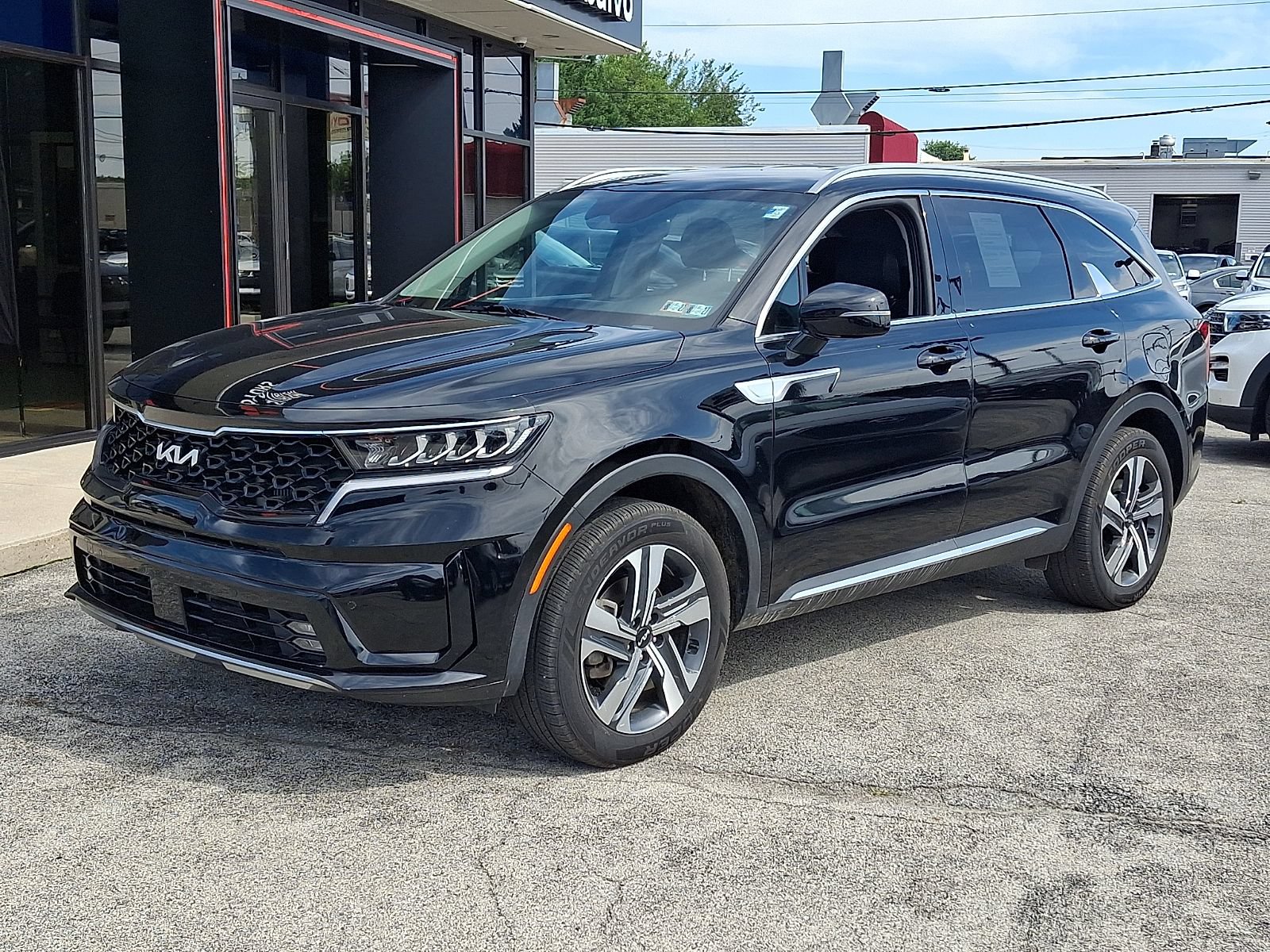 Certified 2023 Kia Sorento EX AWD/4WD image 5