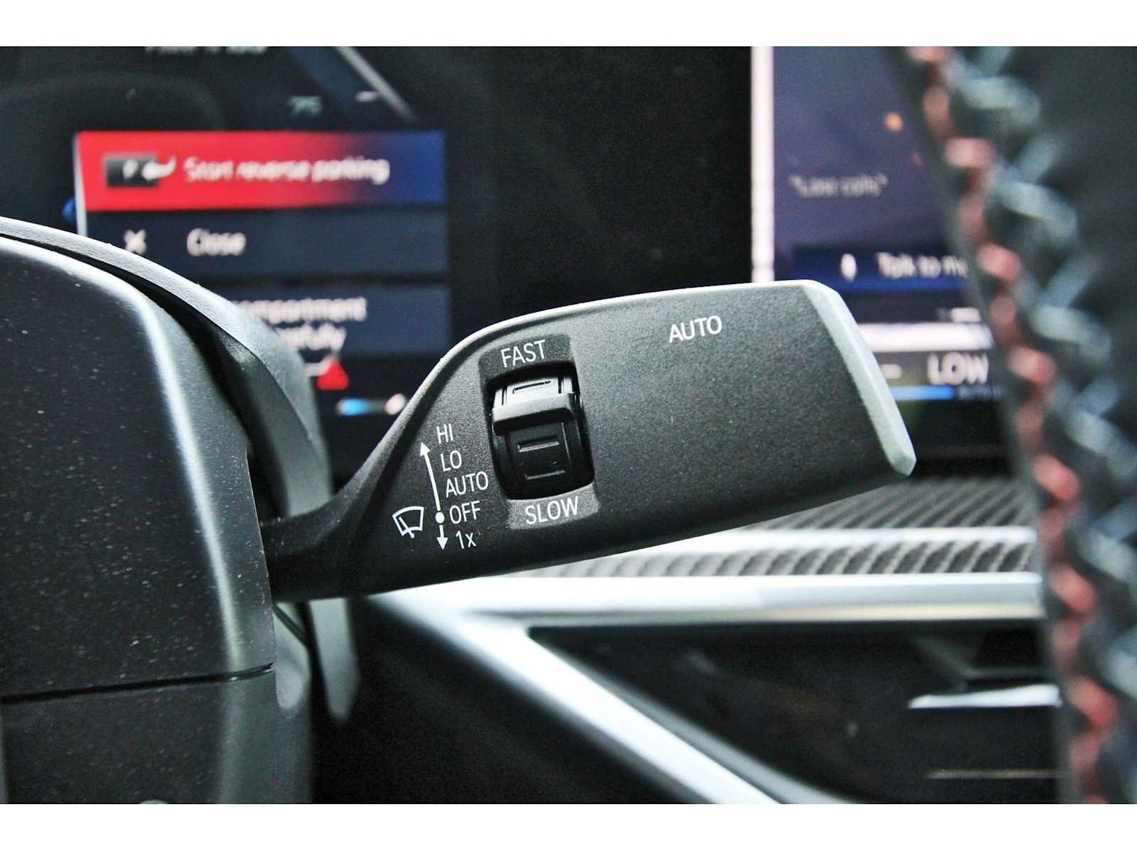 Used 2024 BMW X6 M60i AWD/4WD image 17