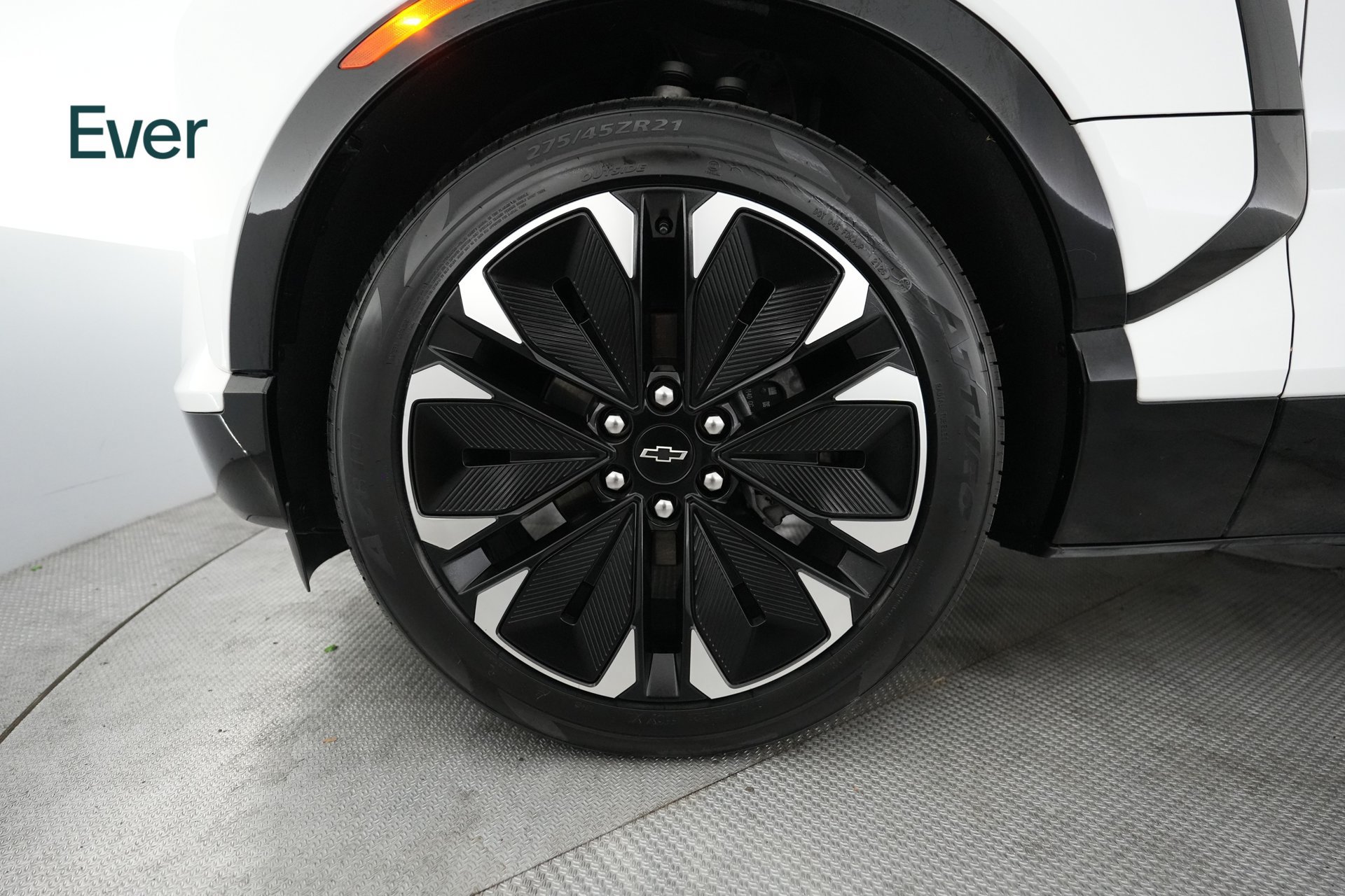 Used 2024 Chevrolet Blazer EV RS AWD/4WD image 19