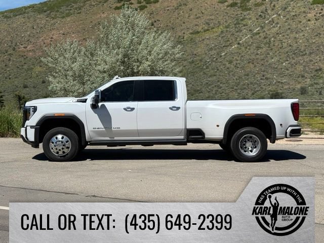 Used 2025 GMC Sierra 3500 Denali Ultimate AWD/4WD image 2