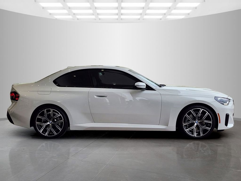 Used 2024 BMW 230i Coupe w/ Convenience Package image 3