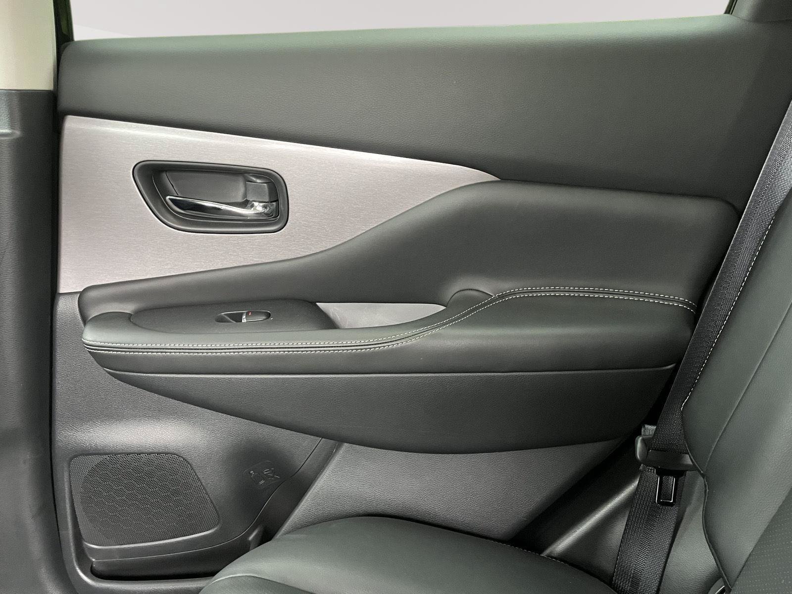 Certified 2023 Nissan Murano SL w/ SL Moonroof Package AWD/4WD image 15