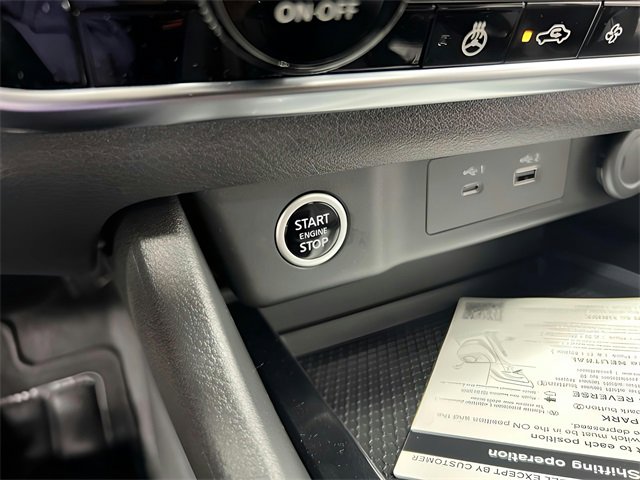 Used 2023 Nissan Rogue SV w/ SV Premium Package image 53