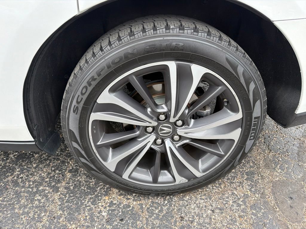 Used 2020 Acura MDX w/ Technology Package AWD/4WD image 15