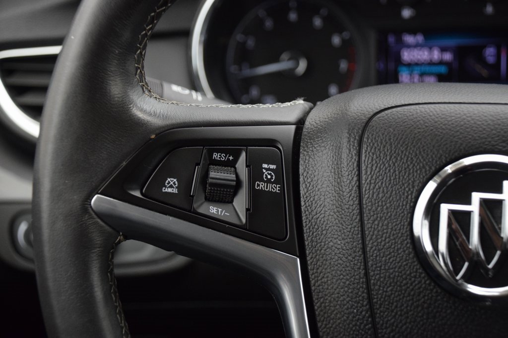 Used 2022 Buick Encore Preferred w/ Safety Package image 22