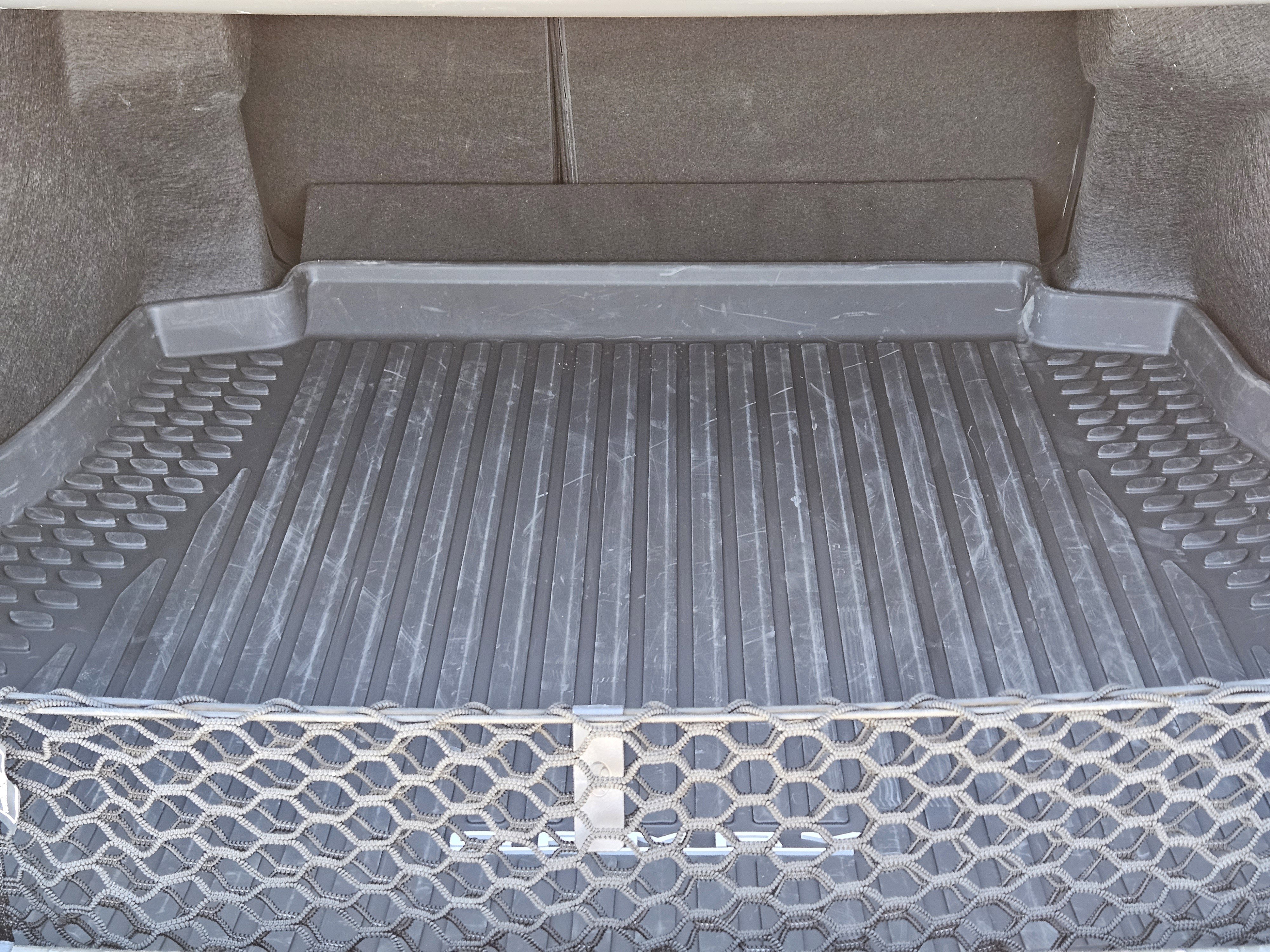 Used 2025 Toyota Camry XSE image 32