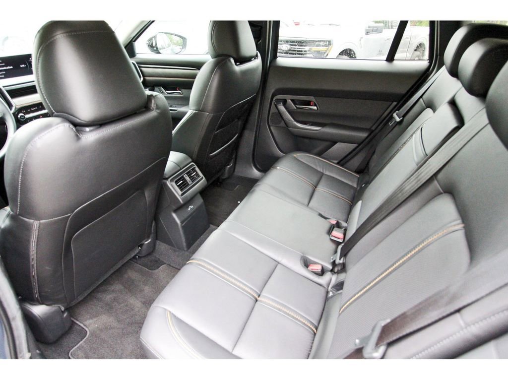 Used 2025 MAZDA CX-50 2.5 Hybrid w/ Premium Plus Pkg image 10