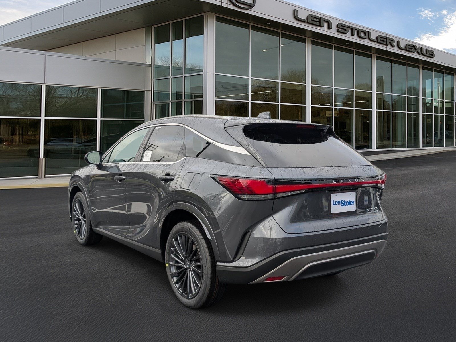 New 2026 Lexus RX 350h w/ Accessory Package (Z1) AWD/4WD image 3