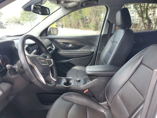 Used 2023 GMC Terrain SLT image 24