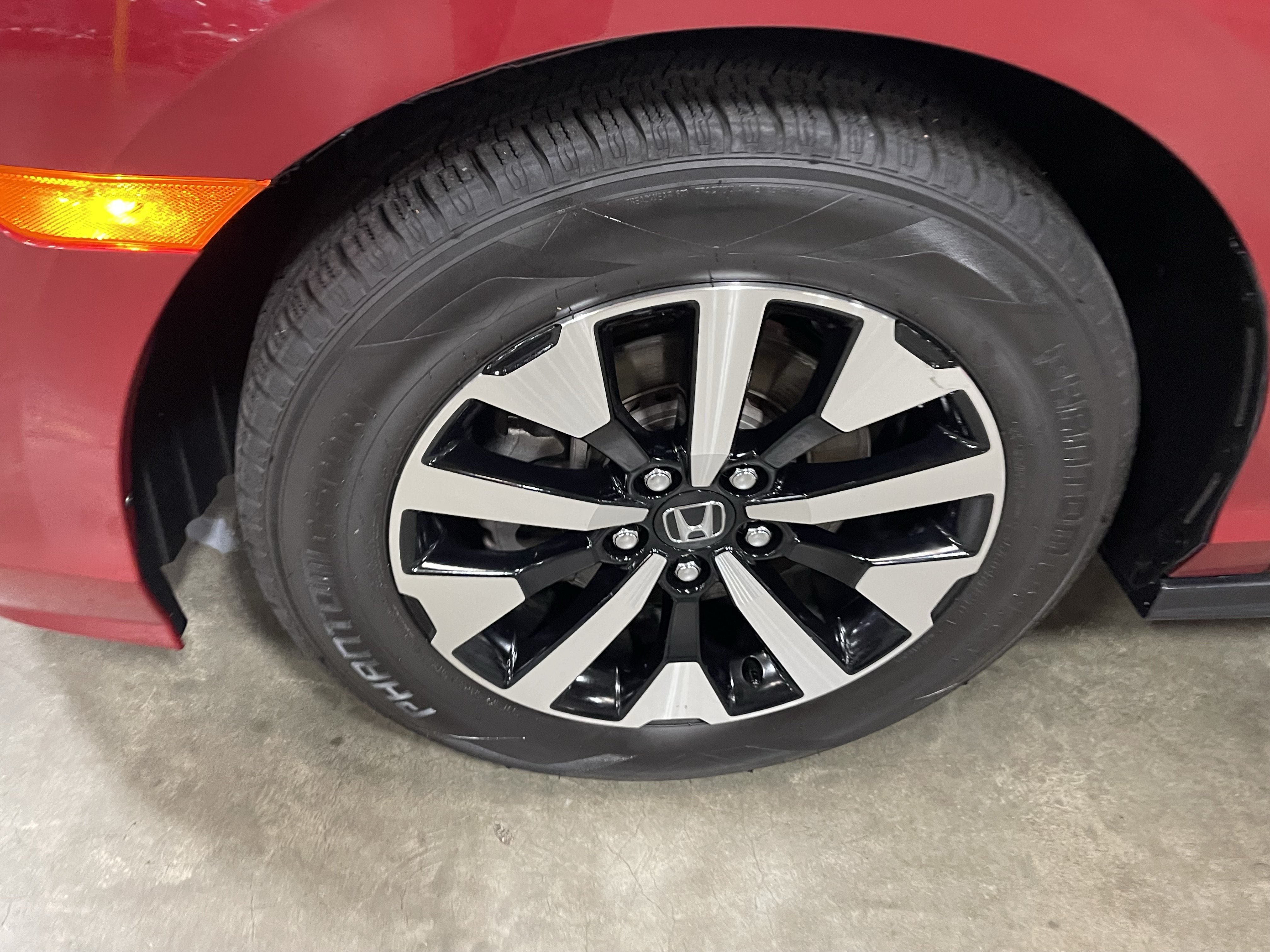 Used 2025 Honda Odyssey EX-L image 9