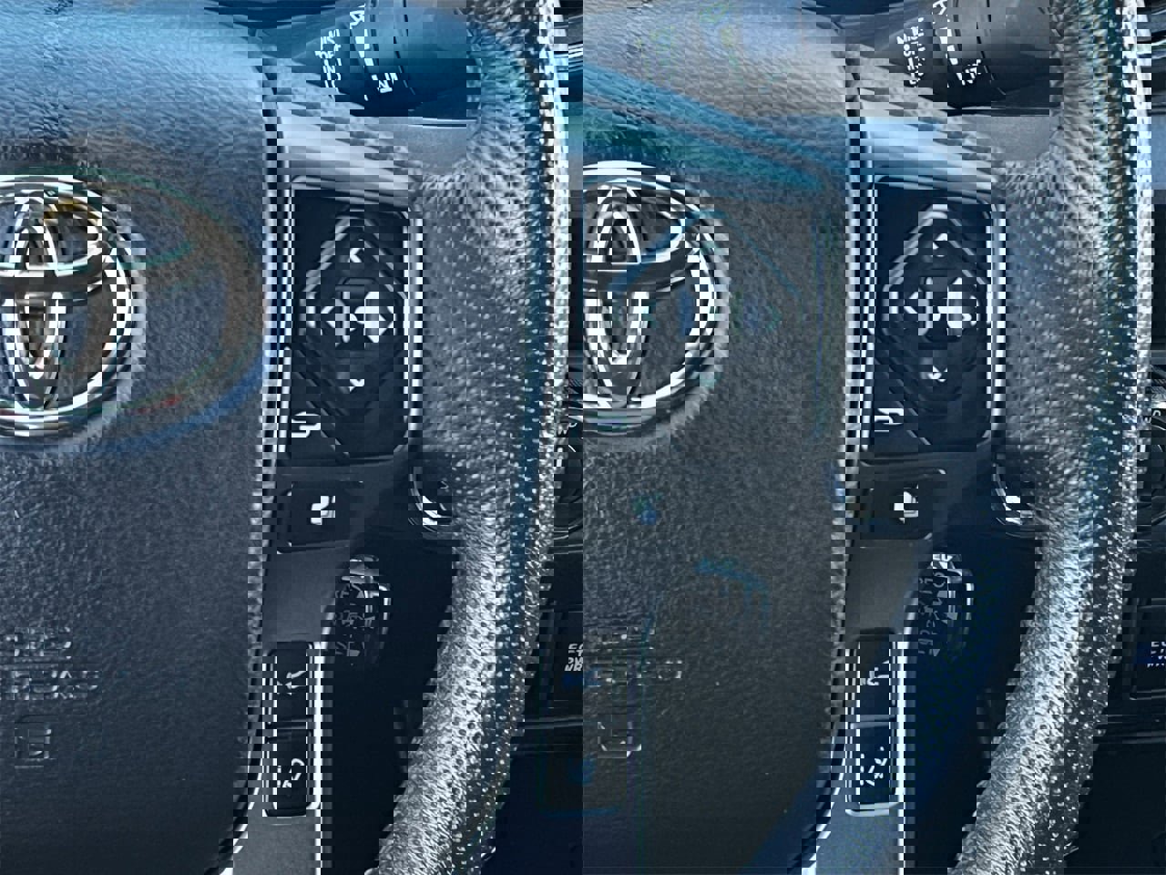 Used 2021 Toyota Tacoma TRD Sport image 14