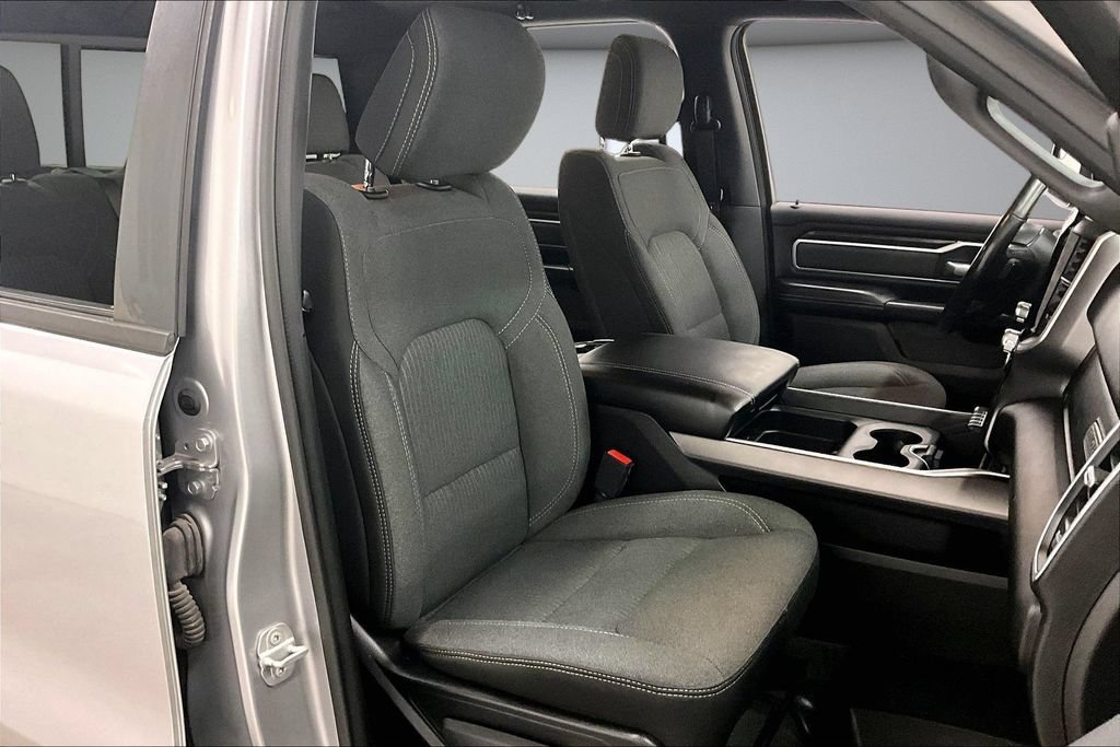 Used 2020 RAM 1500 Big Horn AWD/4WD image 30