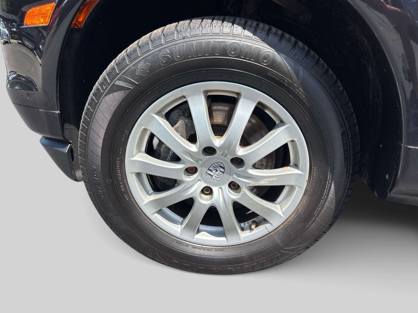 Used 2010 Porsche Cayenne AWD/4WD image 26