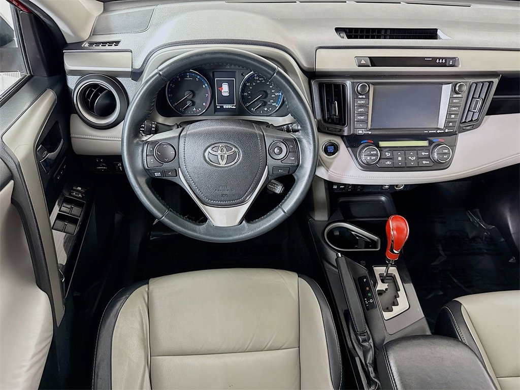 Used 2017 Toyota RAV4 Limited image 3