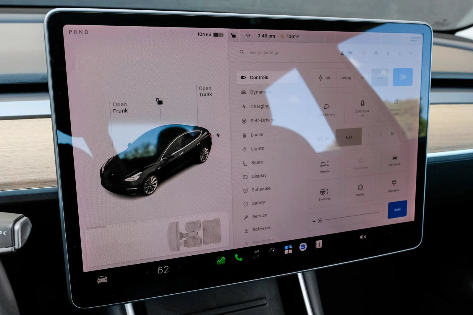 Used 2018 Tesla Model 3 Long Range RWD image 28