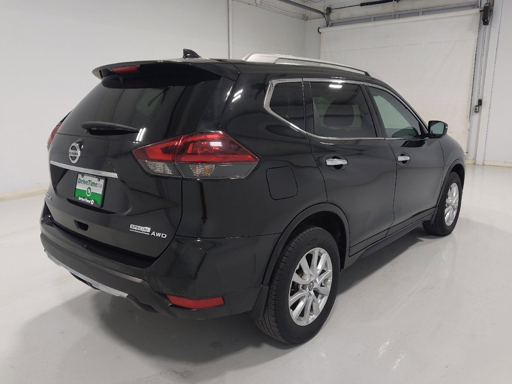 Used 2020 Nissan Rogue S w/ Special Edition Package image 9