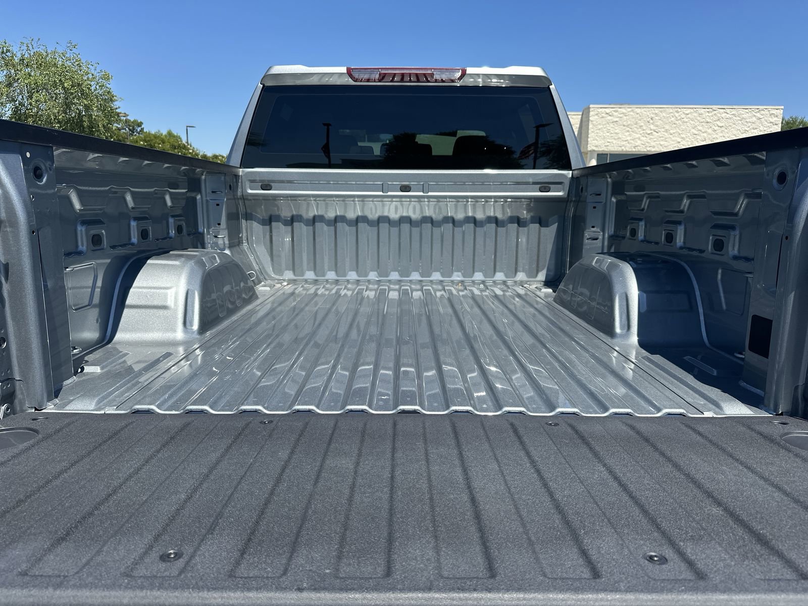 Used 2025 Chevrolet Silverado 1500 W/T w/ Trailering Package AWD/4WD image 31